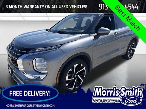 Used 2023 Mitsubishi Outlander SE AWD/4WD image 1