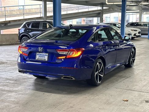 Used 2022 Honda Accord Sport image 3