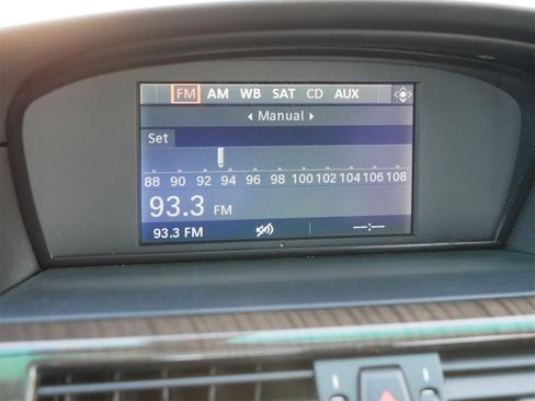 Used 2007 BMW 530xi Sedan image 22