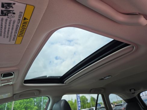 Used 2016 Subaru Outback 2.5i Limited image 28