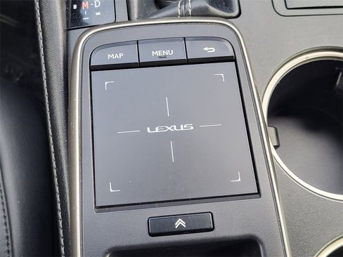 Used 2018 Lexus RC 300 image 32