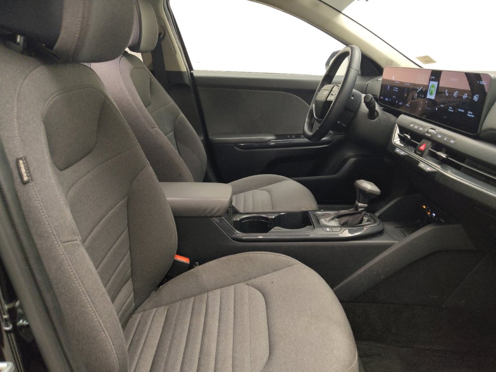 Used 2025 Kia K4 EX FWD image 21