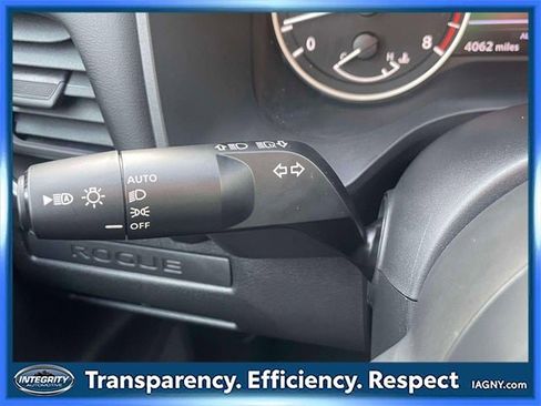 Certified 2024 Nissan Rogue S image 22