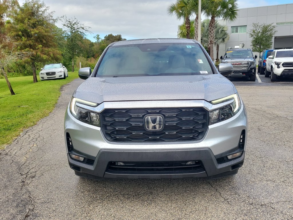 Used 2023 Honda Passport EX-L image 2