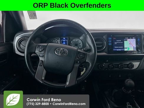 Used 2017 Toyota Tacoma TRD Off-Road w/ Tow Package AWD/4WD image 21