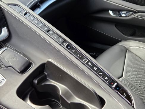 Used 2023 Chevrolet Corvette Stingray Preferred Cpe w/ Engine Appearance Package RWD image 33