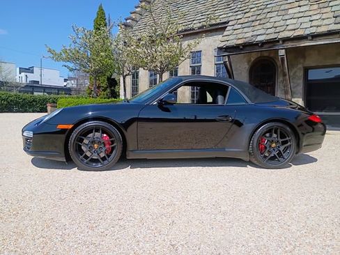 Used 2009 Porsche 911 Carrera S image 25