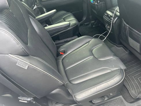 Used 2024 Hyundai Palisade Calligraphy AWD/4WD image 3
