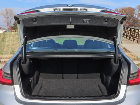 Used 2019 BMW 330i xDrive 330i xDrive w/ Convenience Package image 24