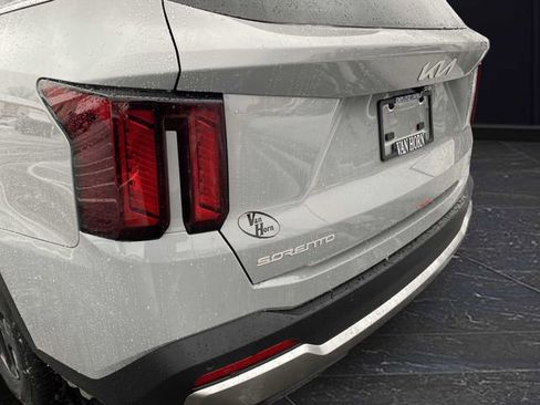 New 2026 Kia Sorento S image 39