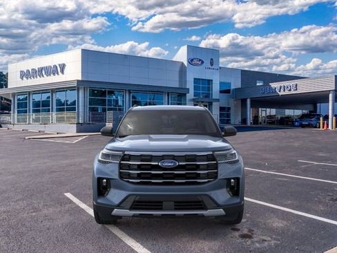 New 2026 Ford Explorer Active w/ Active Comfort Package AWD/4WD image 6