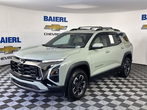Used 2025 Chevrolet Equinox ACTIV AWD/4WD image 1
