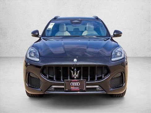 Used 2023 Maserati Grecale Modena AWD/4WD image 2