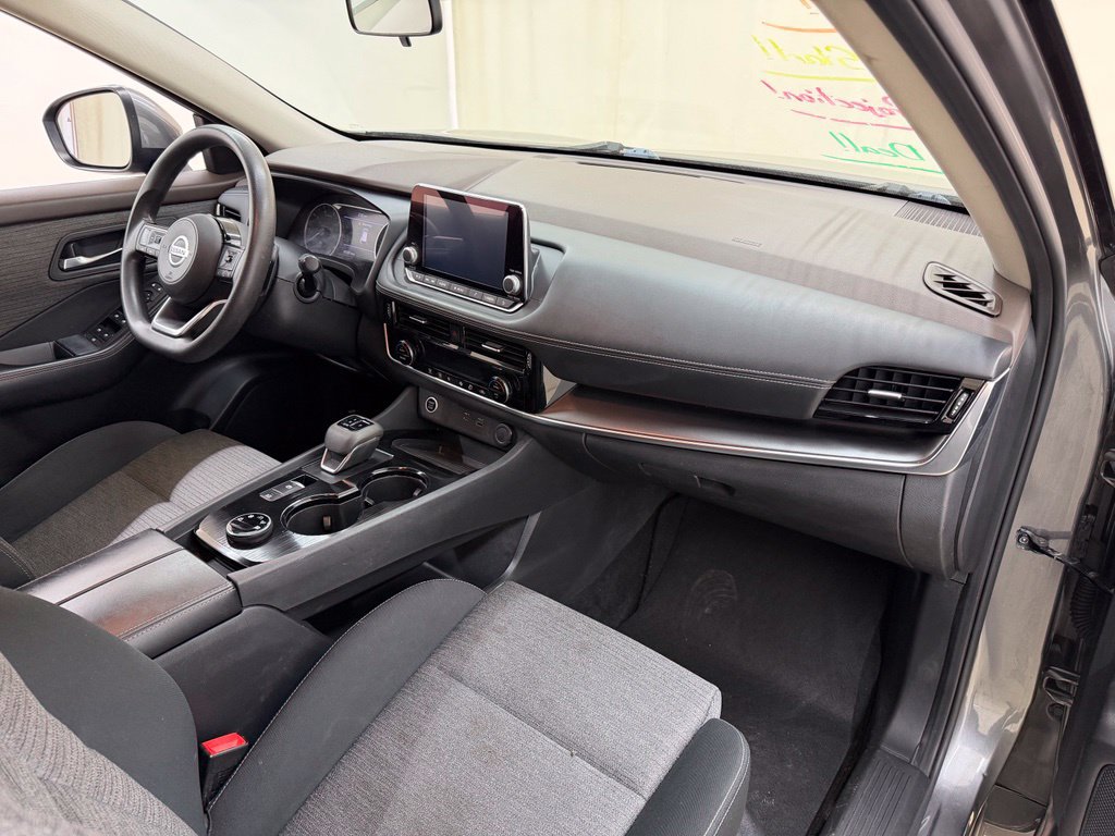 Used 2021 Nissan Rogue SV AWD/4WD image 12