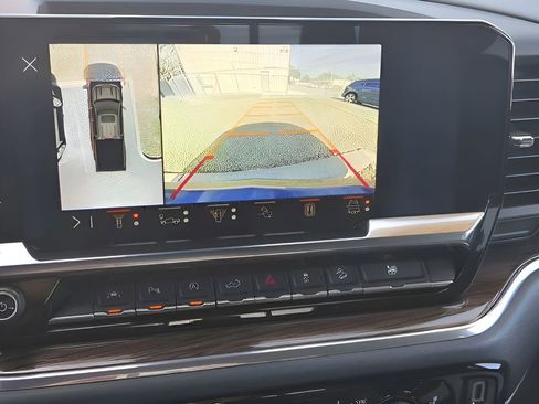 Used 2024 Chevrolet Silverado 1500 LT Trail Boss w/ LT Trail Boss Premium Package image 37