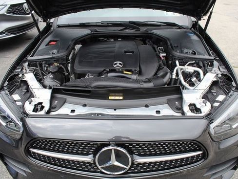 Certified 2022 Mercedes-Benz E 350 4MATIC Sedan image 9
