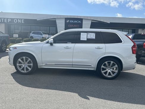 Used 2019 Volvo XC90 T6 Inscription w/ Luxury Package image 4
