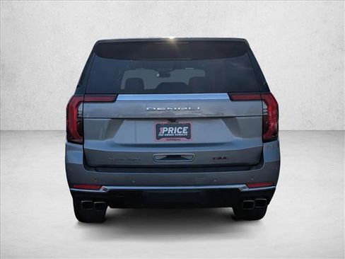 Used 2025 GMC Yukon XL Denali w/ Sun & Power Step Package image 6