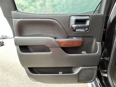 Used 2018 GMC Sierra 1500 SLT AWD/4WD image 42