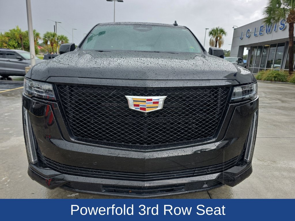 Used 2023 Cadillac Escalade ESV Sport w/ Touring Package RWD image 3