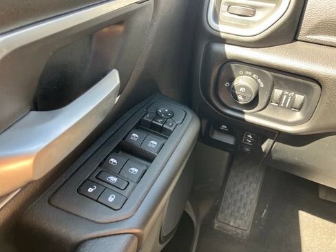 Used 2025 RAM 1500 Big Horn AWD/4WD image 14