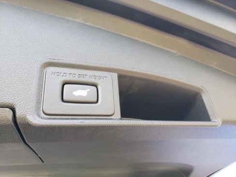 Certified 2025 Acura RDX w/ Technology Package image 10