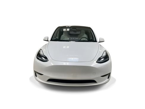 Certified 2023 Tesla Model Y Long Range AWD/4WD image 2