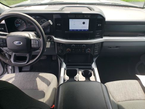 Used 2023 Ford F350 XLT AWD/4WD image 14