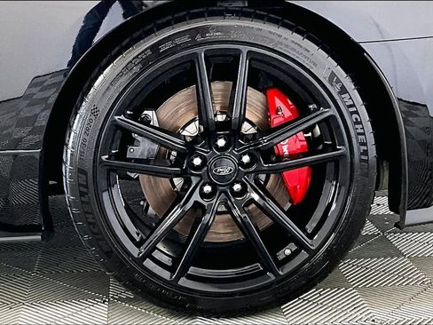 Used 2021 Ford Mustang Shelby GT500 w/ Technology Package image 8