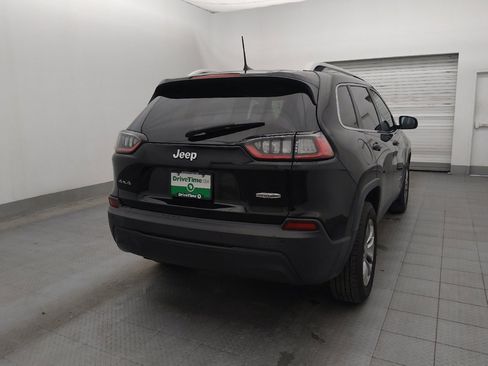 Used 2019 Jeep Cherokee Latitude Plus w/ Comfort/Convenience Group image 7
