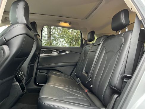 Used 2023 Lincoln Nautilus Reserve w/ Equipment Group 201A image 29