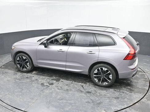 New 2026 Volvo XC60 B5 Plus w/ Protection Package Premier AWD/4WD image 35