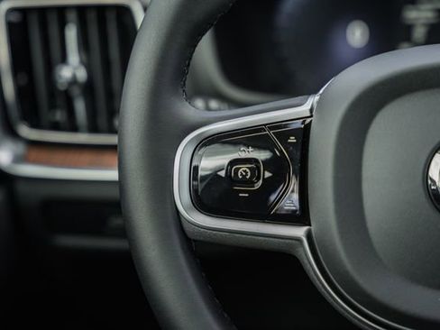 New 2026 Volvo V60 B5 Cross Country Plus w/ Protection Package Premier image 28