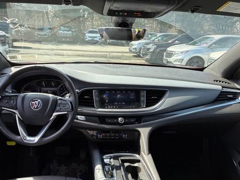 Used 2024 Buick Enclave Essence w/ Experience Buick Package image 3