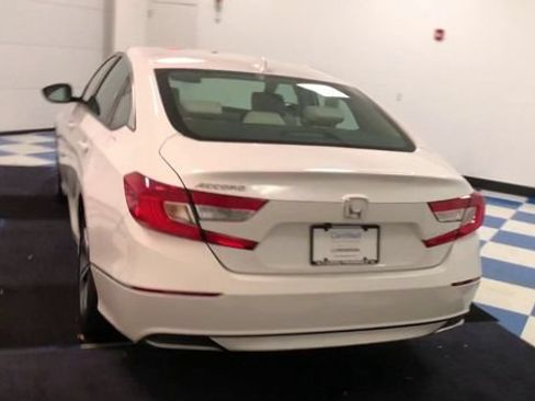 Used 2018 Honda Accord EX image 7