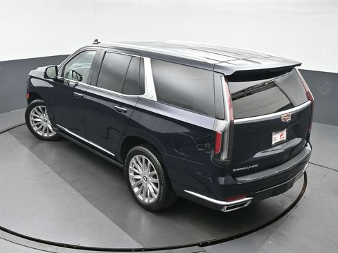 Used 2021 Cadillac Escalade Premium Luxury w/ Driver Assist Tech Package AWD/4WD image 35