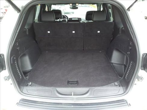 Used 2022 Jeep Grand Cherokee Limited image 9