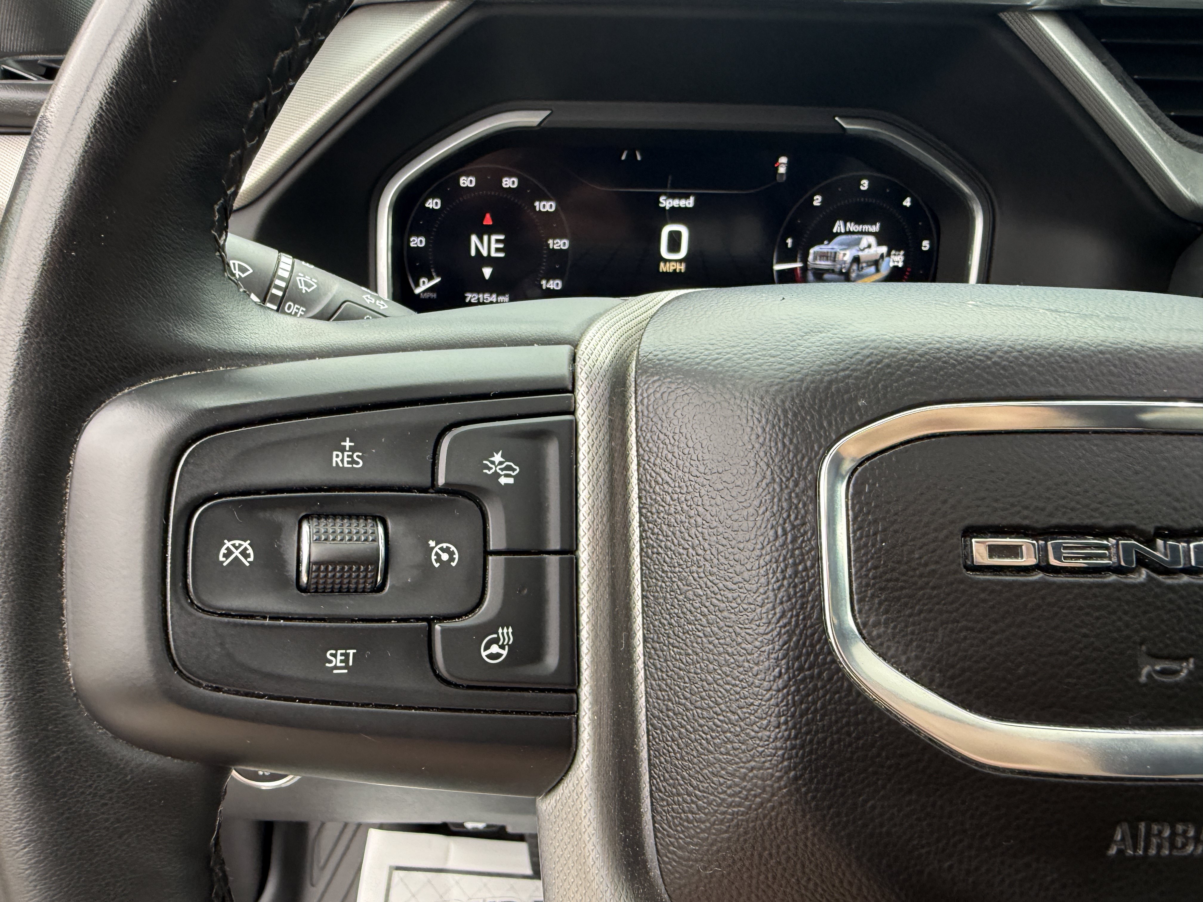 Used 2024 GMC Sierra 2500 Denali w/ Denali Reserve Package AWD/4WD image 30