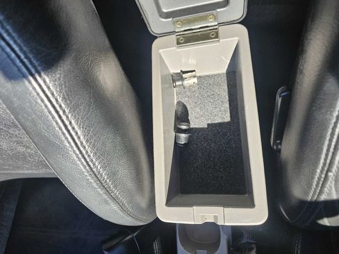 Used 2004 Subaru Forester 2.5XT image 17