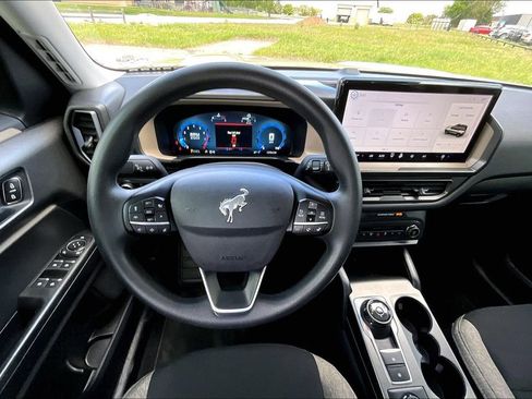 Used 2025 Ford Bronco Sport Big Bend AWD/4WD image 5