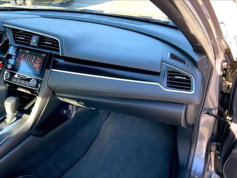 Used 2019 Honda Civic Sport image 16