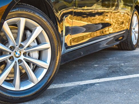 Used 2020 BMW 740i w/ Cold Weather Package image 3