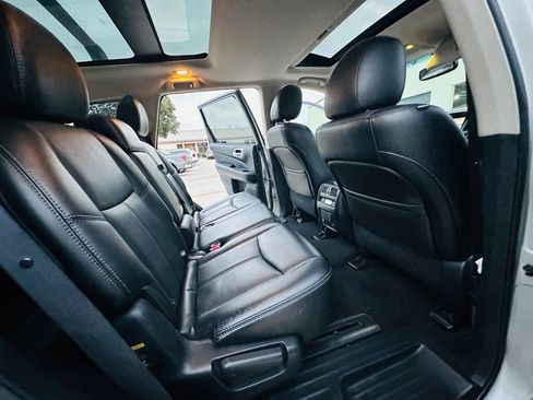 Used 2014 Nissan Pathfinder SL w/ SL Premium Package image 22