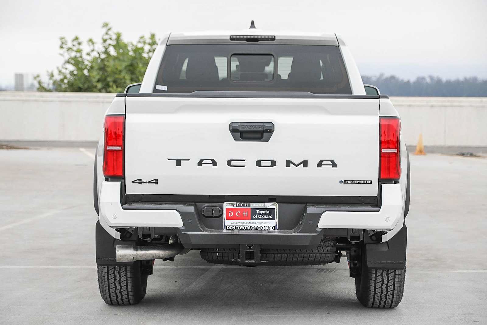New 2025 Toyota Tacoma TRD Off-Road w/ TRD Off Road Upgrade Package AWD/4WD image 6