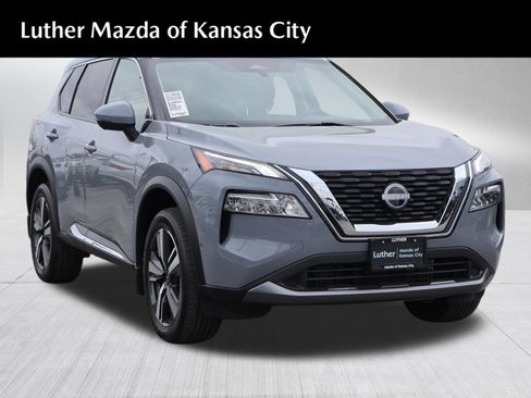 Used 2023 Nissan Rogue SL w/ SL Premium Package AWD/4WD image 1