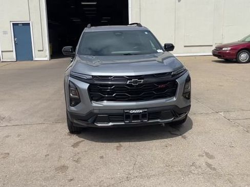 Used 2025 Chevrolet Equinox RS w/ Safety and Technology Package AWD/4WD image 3