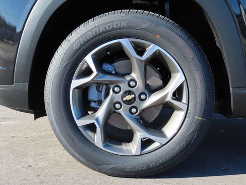 New 2026 Chevrolet Trax LT w/ Driver Confidence Package FWD image 14