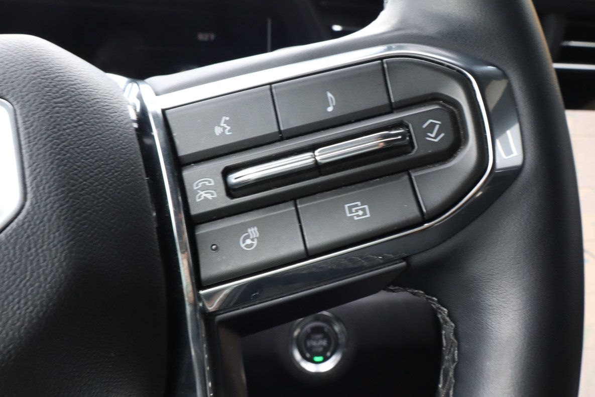 Used 2026 GMC Terrain Elevation AWD/4WD image 25
