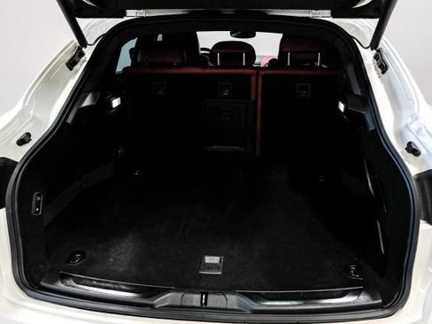 Used 2018 Maserati Levante GranSport AWD/4WD image 49