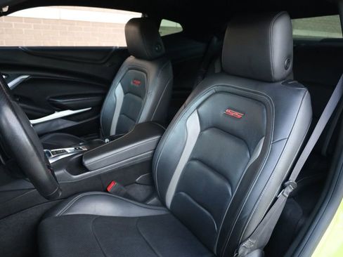 Used 2020 Chevrolet Camaro SS image 13
